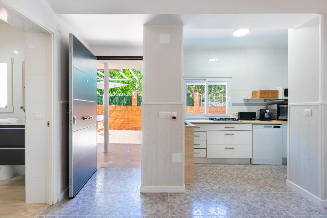 Wintowinrentals Close To The Beach, Private Terrace & Parking Apartment Rincon de la Victoria