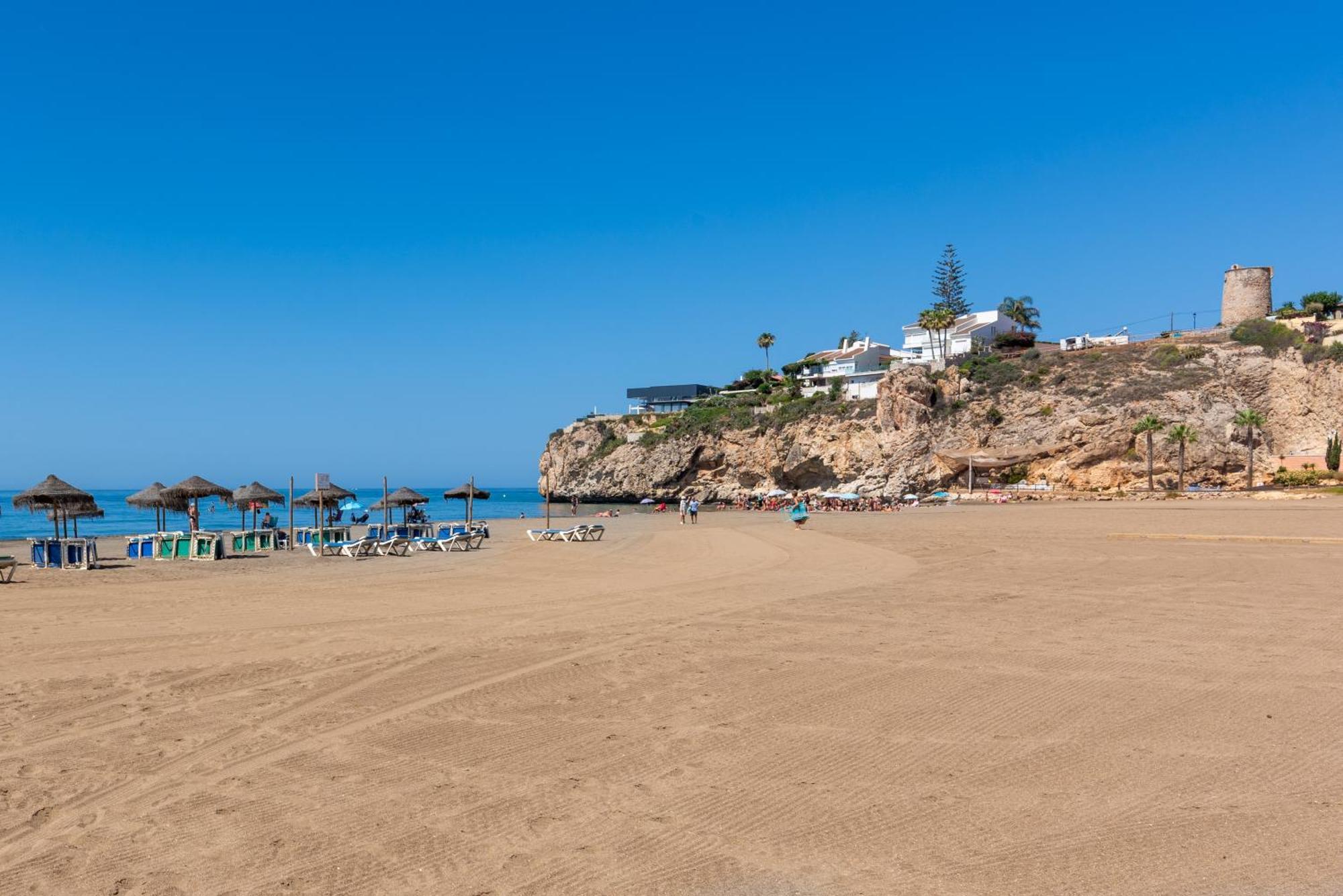 Apartment Wintowinrentals Close To The Beach, Private Terrace & Parking Rincon de la Victoria