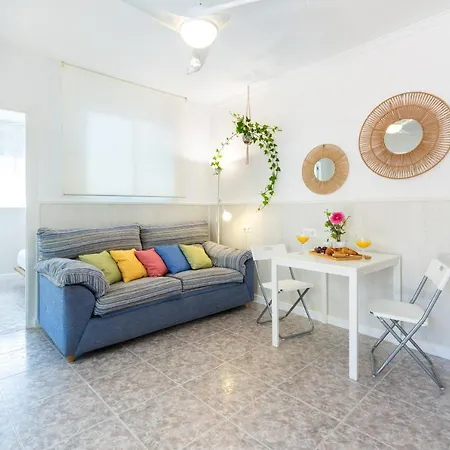 Wintowinrentals Close To The Beach, Private Terrace & Parking Rincon de la Victoria Exterior photo