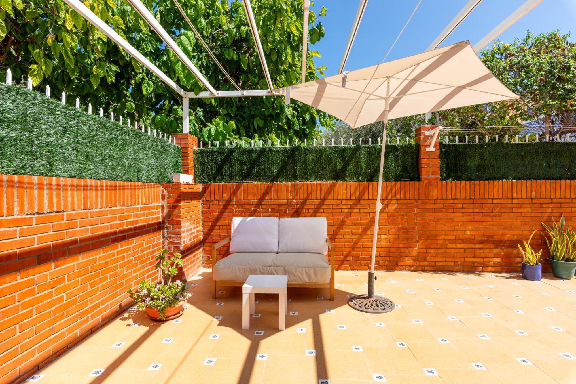 Wintowinrentals Close To The Beach, Private Terrace & Parking Apartment