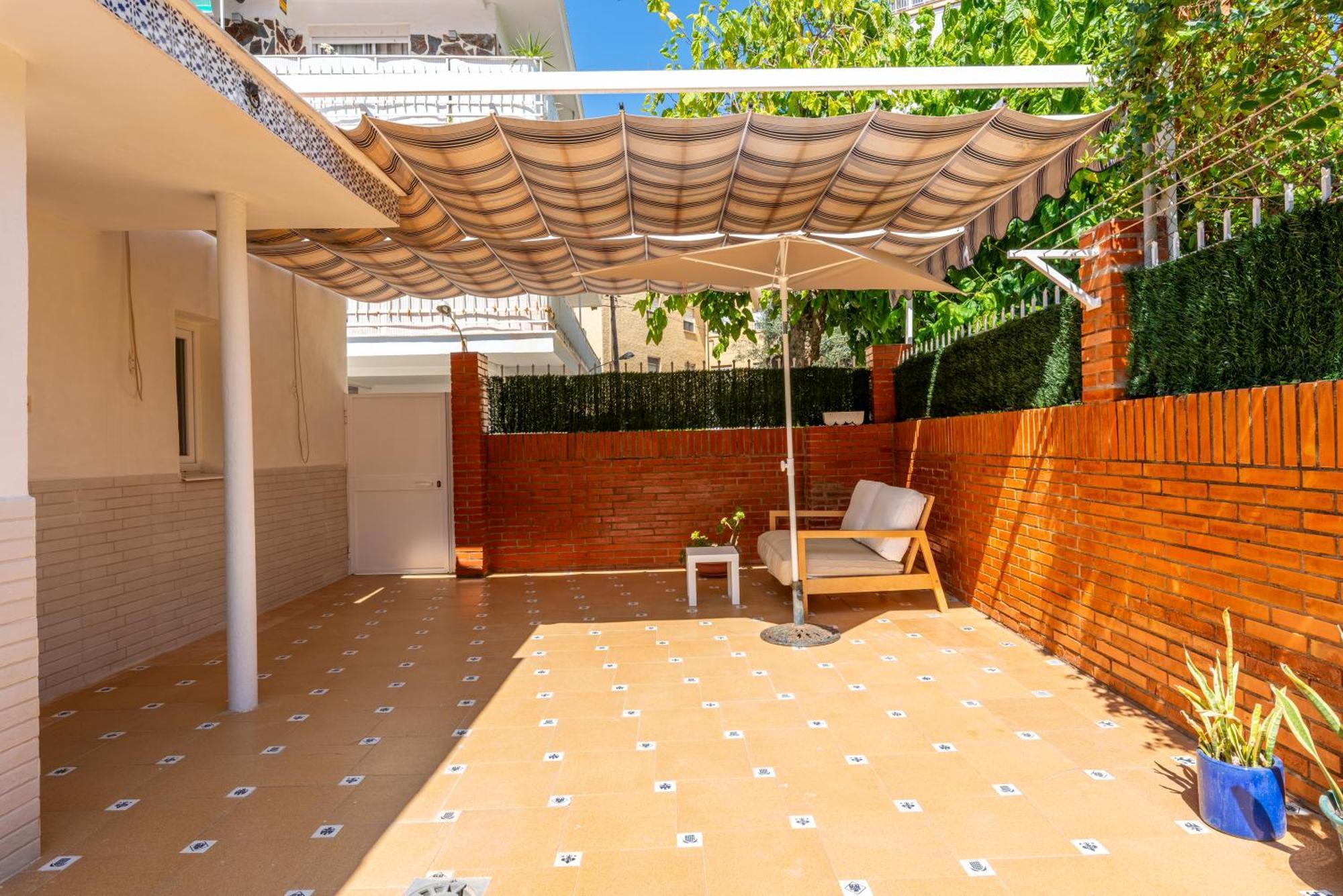 Wintowinrentals Close To The Beach, Private Terrace & Parking Apartment