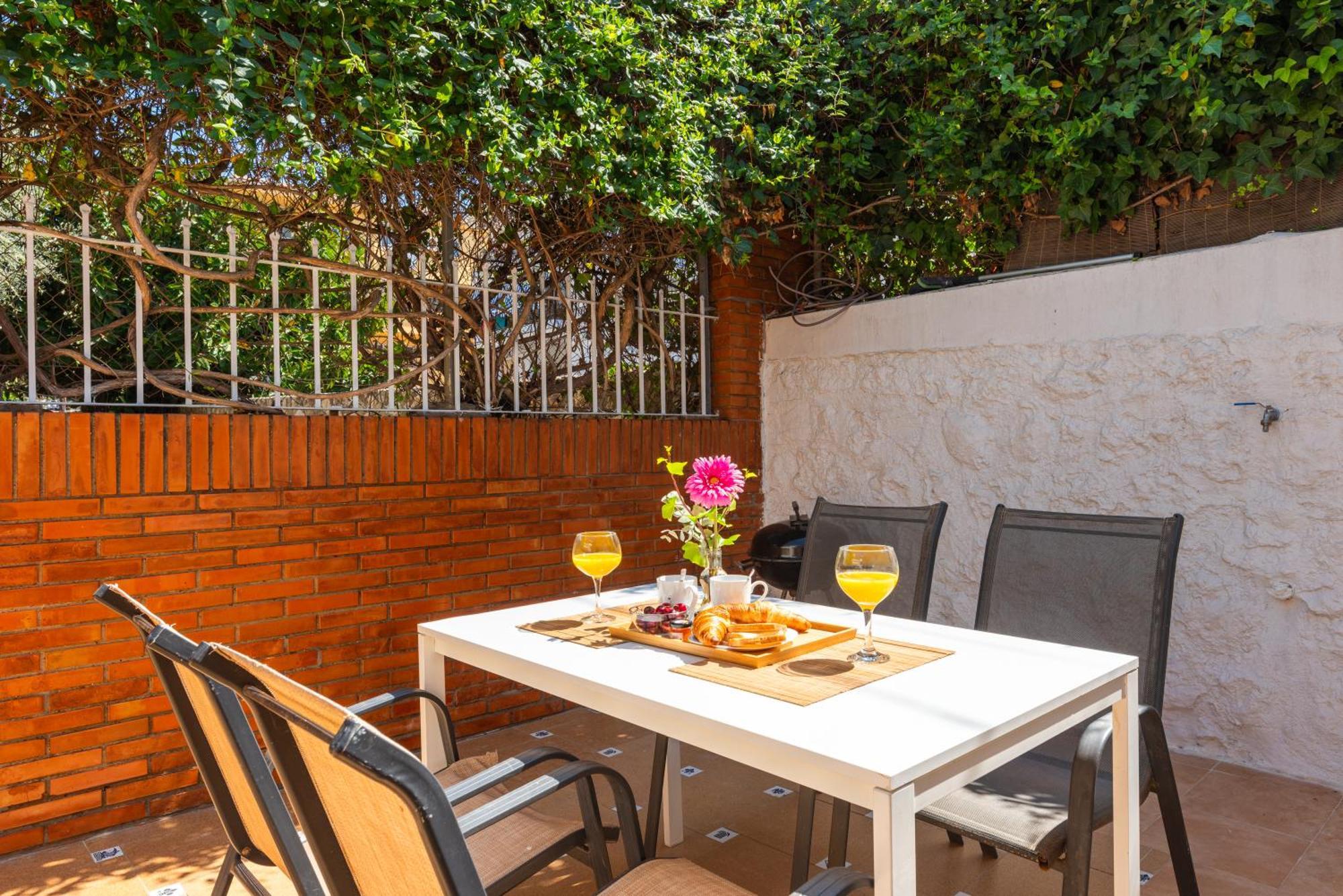 Appartamento Wintowinrentals Close To The Beach, Private Terrace & Parking
